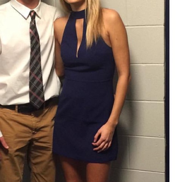 *!!WORN ONCE!!* navy mini dress with a high neck and lace detail from EXPRESS. - Picture 6 of 6